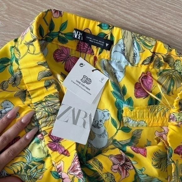 Zara Yellow Jungle Silk Shorts - Picture 2 of 4